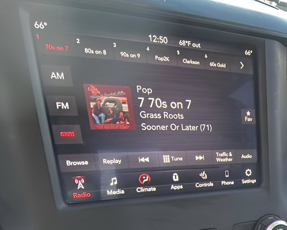 Used 2019 RAM 1500 Big Horn AWD/4WD image 8