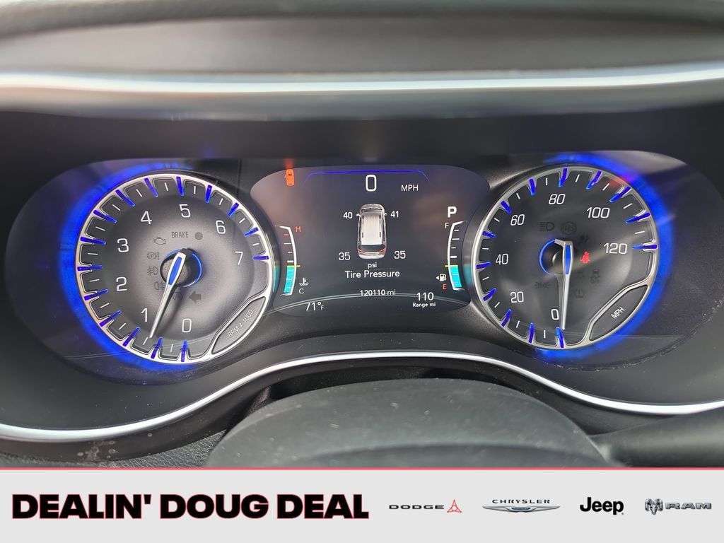 Used 2020 Chrysler Pacifica Limited FWD image 16