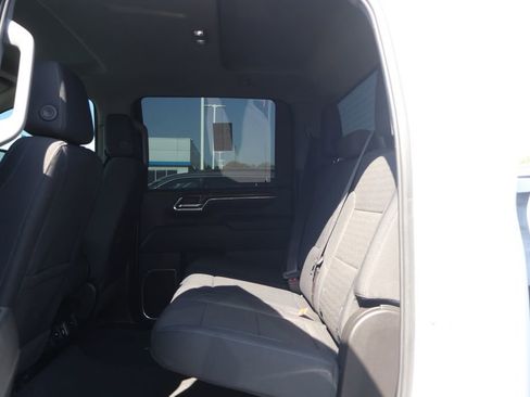 Used 2024 Chevrolet Silverado 2500 LT AWD/4WD image 34