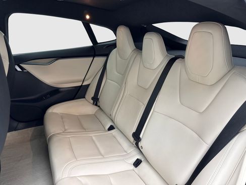 Used 2019 Tesla Model S Long Range AWD/4WD image 37