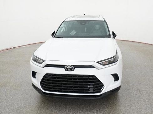 New 2026 Toyota Grand Highlander FWD image 15