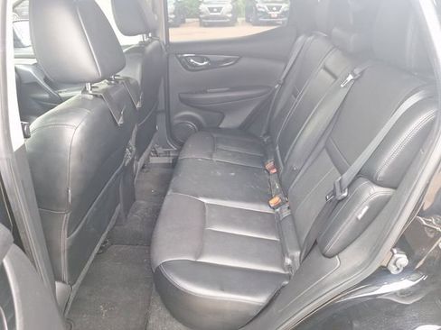 Certified 2022 Nissan Rogue Sport SL AWD/4WD image 22