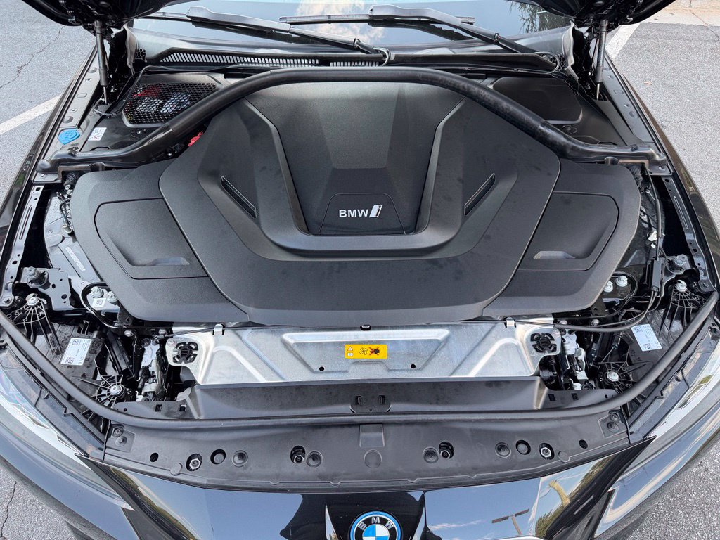Used 2025 BMW i4 eDrive40 RWD image 6