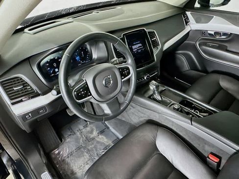Used 2022 Volvo XC90 T5 Momentum w/ Advanced Package FWD image 34