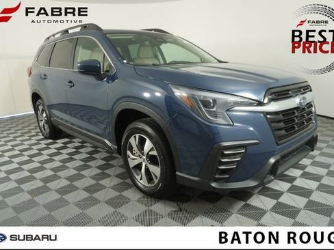 Certified 2025 Subaru Ascent Premium AWD/4WD image 1