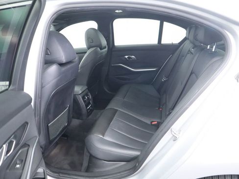 Used 2020 BMW 330i Sedan w/ Convenience Package image 22