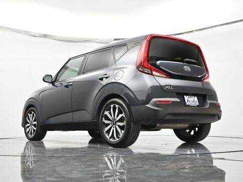 Used 2020 Kia Soul LX image 41