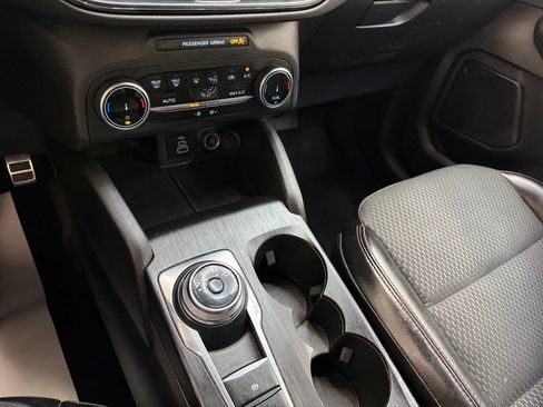 Used 2024 Ford Escape ST-Line FWD image 15