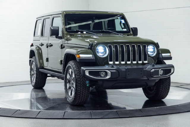 Used 2023 Jeep Wrangler Unlimited Sahara w/ LED Lighting Group AWD/4WD image 4