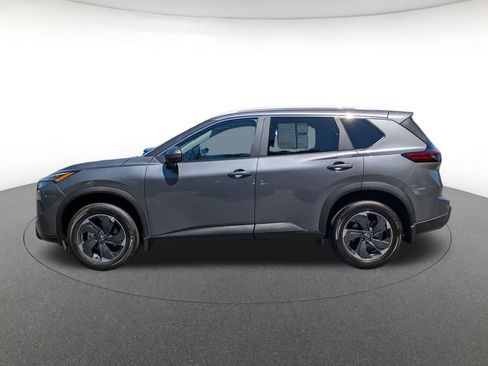 Used 2025 Nissan Rogue SV w/ SV Premium Package FWD image 8
