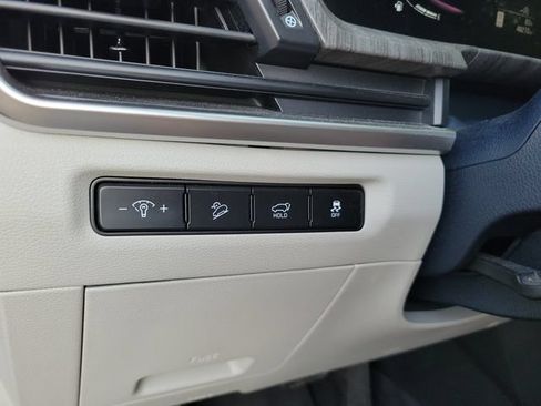 Used 2023 Kia Telluride EX FWD image 35