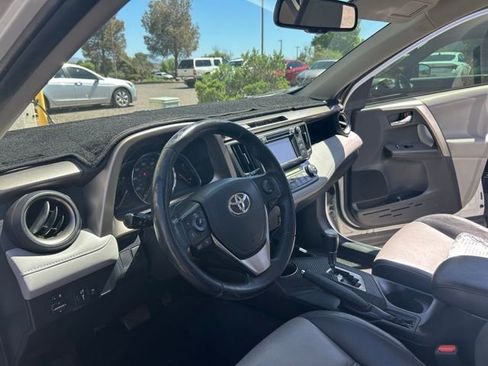 Used 2013 Toyota RAV4 Limited image 5