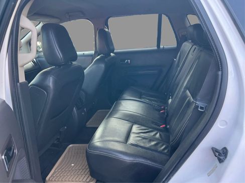 Used 2010 Ford Edge Limited FWD image 11
