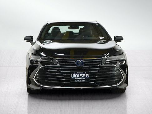 Used 2021 Toyota Avalon Limited w/ Advanced Safety Package FWD image 11