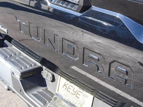 Used 2022 Toyota Tundra Limited image 9
