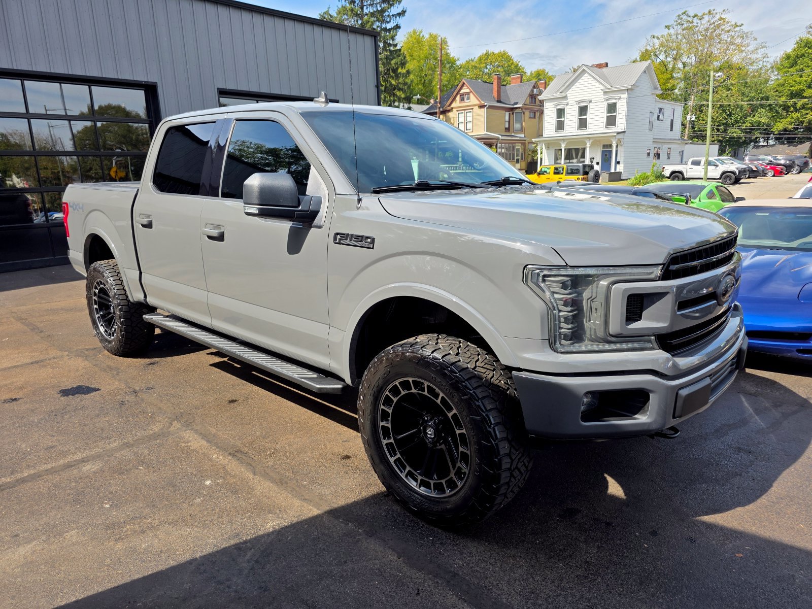 Used 2020 Ford F150 XLT w/ Equipment Group 302A Luxury AWD/4WD image 19