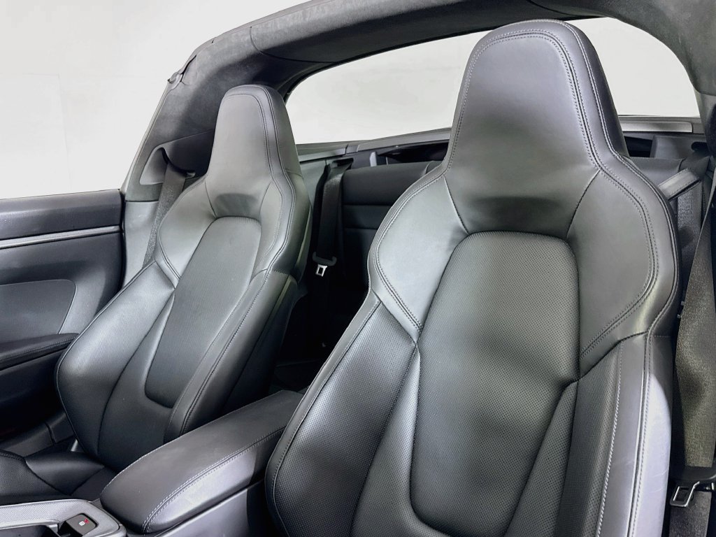 Certified 2023 Porsche 911 Targa 4S AWD/4WD image 5