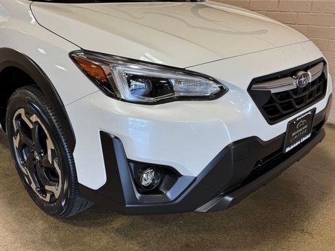 Used 2023 Subaru Crosstrek 2.5i Limited AWD/4WD image 10