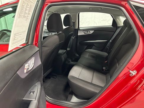 Used 2024 Kia Forte LXS image 39