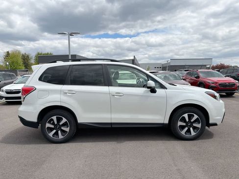 Used 2017 Subaru Forester 2.5i Limited w/ Popular Package #2 AWD/4WD image 14