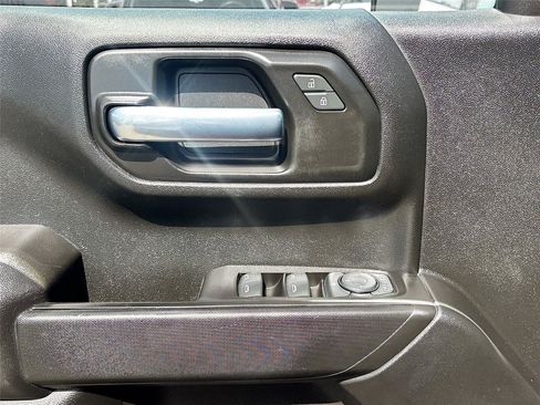 Used 2021 Chevrolet Silverado 1500 W/T w/ WT Value Package AWD/4WD image 17