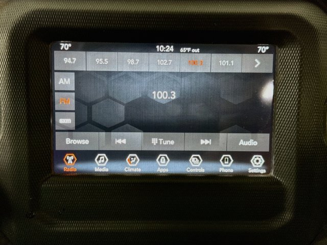 Used 2023 Jeep Gladiator Sport AWD/4WD image 14