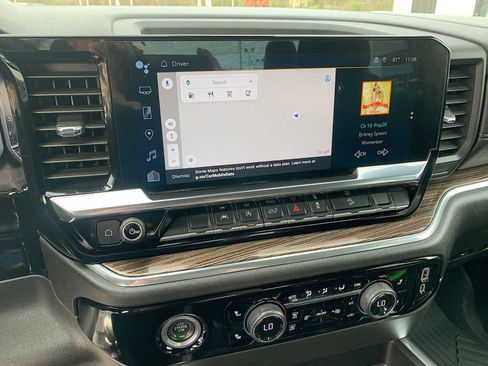 Certified 2023 Chevrolet Silverado 1500 RST image 13