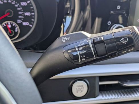 Used 2022 Kia K5 LXS image 26