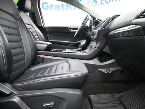 Used 2018 Ford Edge SEL w/ Equipment Group 201A AWD/4WD image 7
