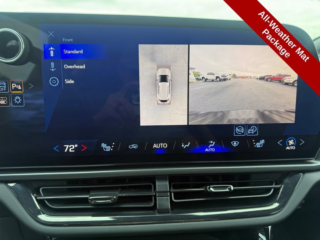 Used 2025 Chevrolet Equinox EV RS FWD image 27
