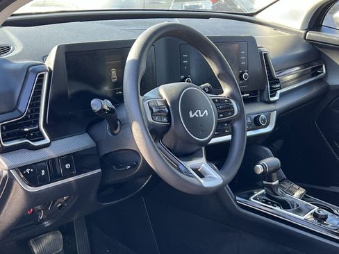 Used 2024 Kia Sportage LX image 14