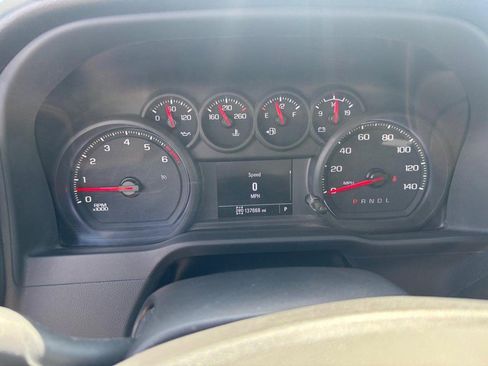 Used 2023 Chevrolet Silverado 2500 Custom w/ Custom Convenience Package AWD/4WD image 19