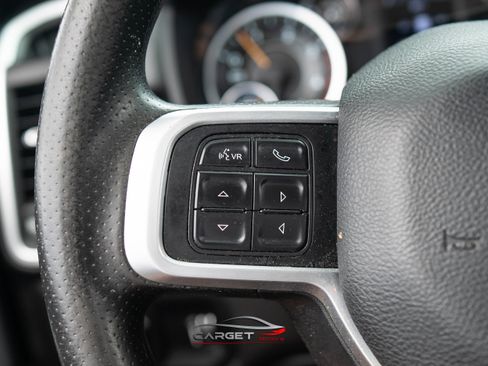 Used 2021 RAM 2500 Big Horn image 23