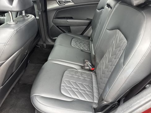 Certified 2023 Kia Sportage X-Line w/ X-Line Premium Package image 6