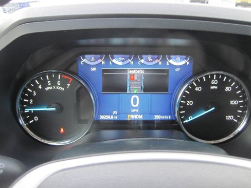 Used 2024 Ford Expedition Max XLT image 15