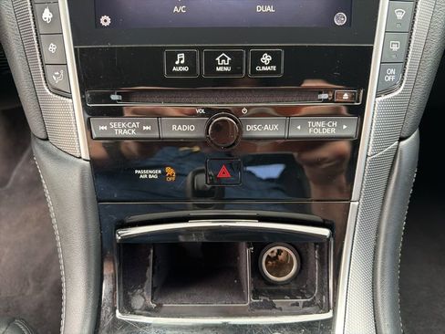 Used 2016 INFINITI Q50 2.0t w/ Moonroof Package image 40