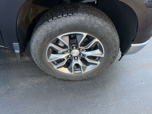 Certified 2024 Chevrolet Silverado 1500 LT image 11