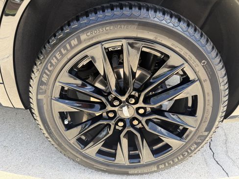 Used 2021 Cadillac XT6 Sport AWD/4WD image 34