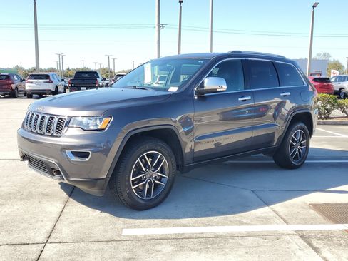 Used 2019 Jeep Grand Cherokee Limited image 8