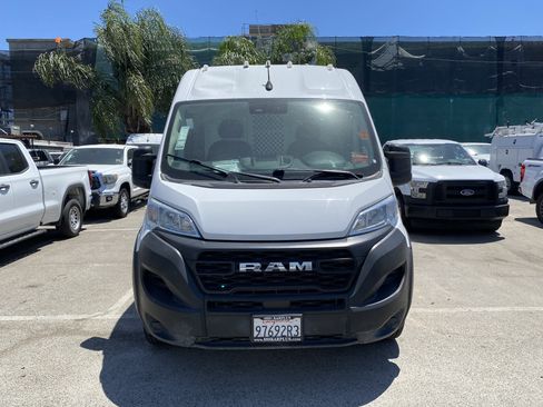 Used 2023 RAM ProMaster 3500 FWD image 3