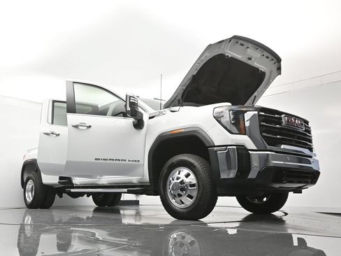Used 2024 GMC Sierra 3500 SLT w/ SLT Premium Package AWD/4WD image 53