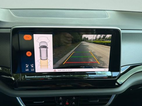 New 2026 Volkswagen Atlas Peak Edition AWD/4WD image 29