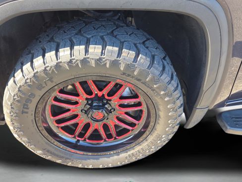 Used 2022 GMC Sierra 1500 Elevation w/ Elevation Premium Package image 37