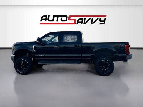 Used 2017 Ford F350 4x4 Crew Cab Super Duty image 4