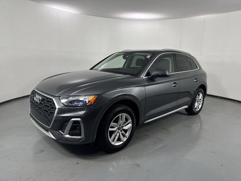 Used 2023 Audi Q5 2.0T Premium w/ Convenience Package AWD/4WD image 24