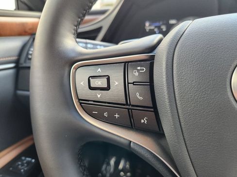 Certified 2025 Lexus ES 350 w/ Premium Package FWD image 28