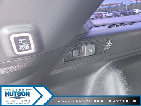 Used 2023 Jeep Grand Cherokee Limited RWD image 25