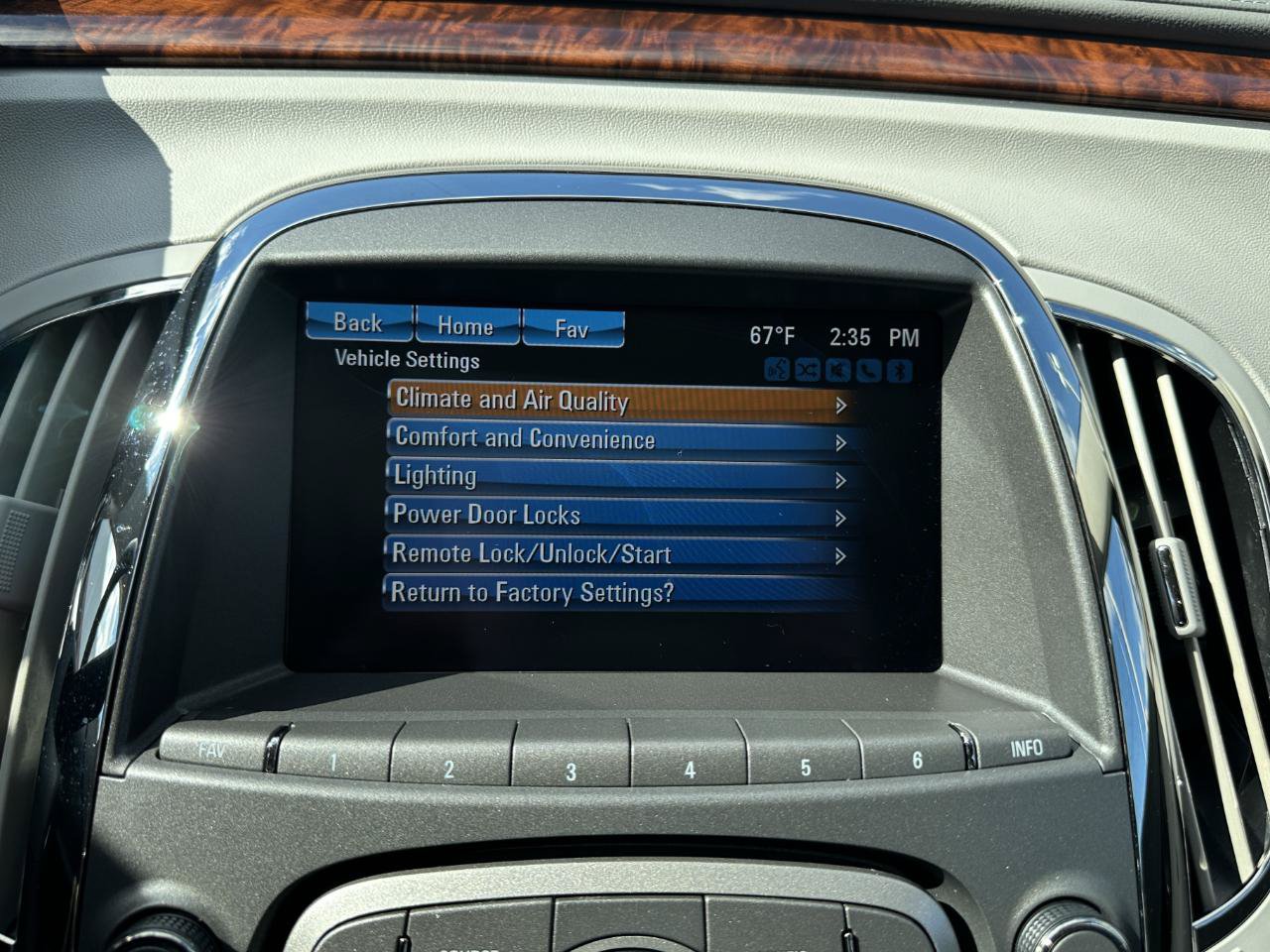 Used 2012 Buick LaCrosse Premium FWD image 67