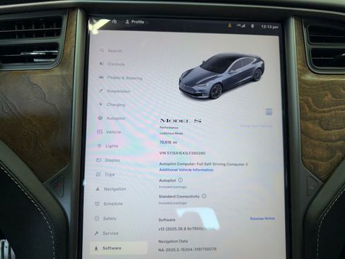 Used 2020 Tesla Model S Performance image 24