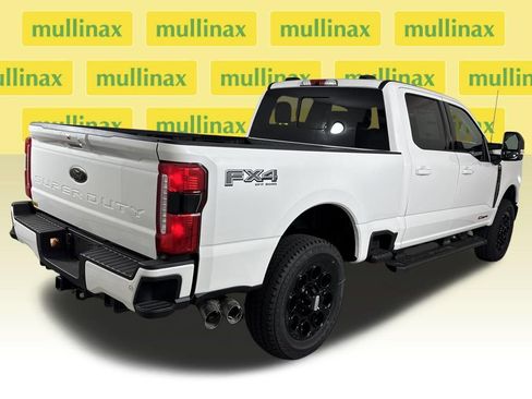 New 2026 Ford F350 Lariat w/ Black Appearance Package image 20